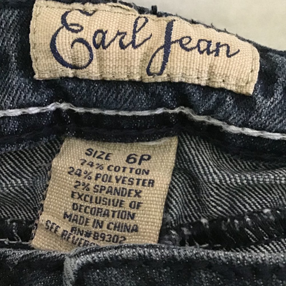 Women's Earl jeans, size 6p petite - Picture 6 of 6